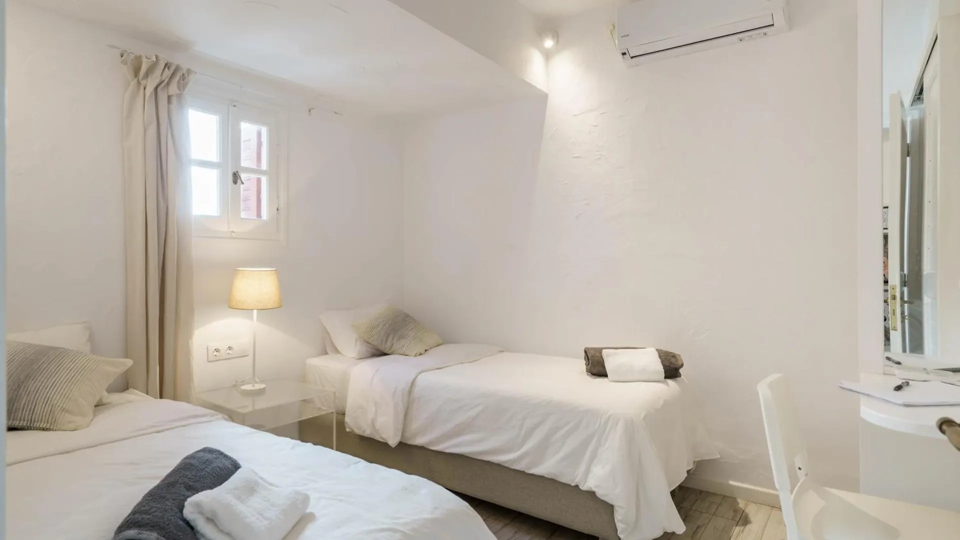 Dominique & Carlos Place Mykonos Town Apartman