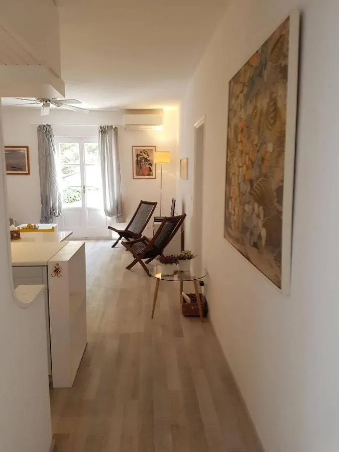 Dominique & Carlos Place Mykonos Town Apartament